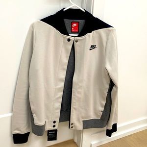 NIKE Tech Pack Women’s Jacket